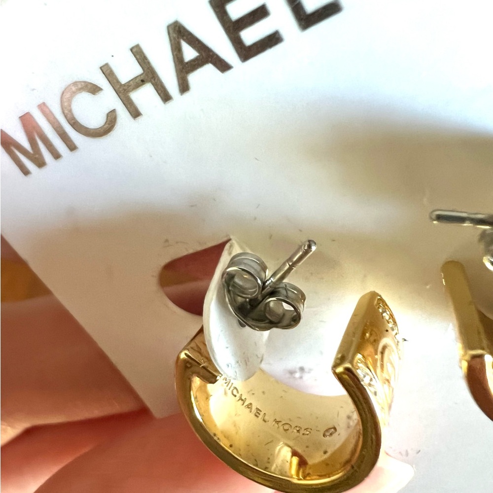 NWT Michael Kors Pave Logo Gold Plated Crystal Open Huggie Earrings - Picture 4 of 6